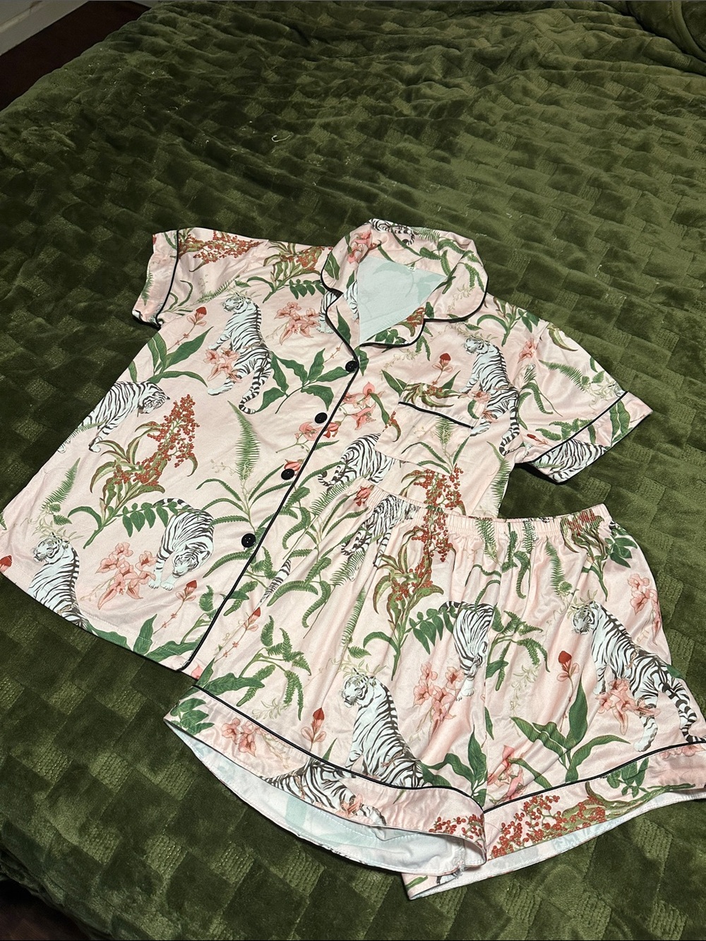 Soft Pink Tiger Floral Pajama Set - Short Sleeve Top & Shorts